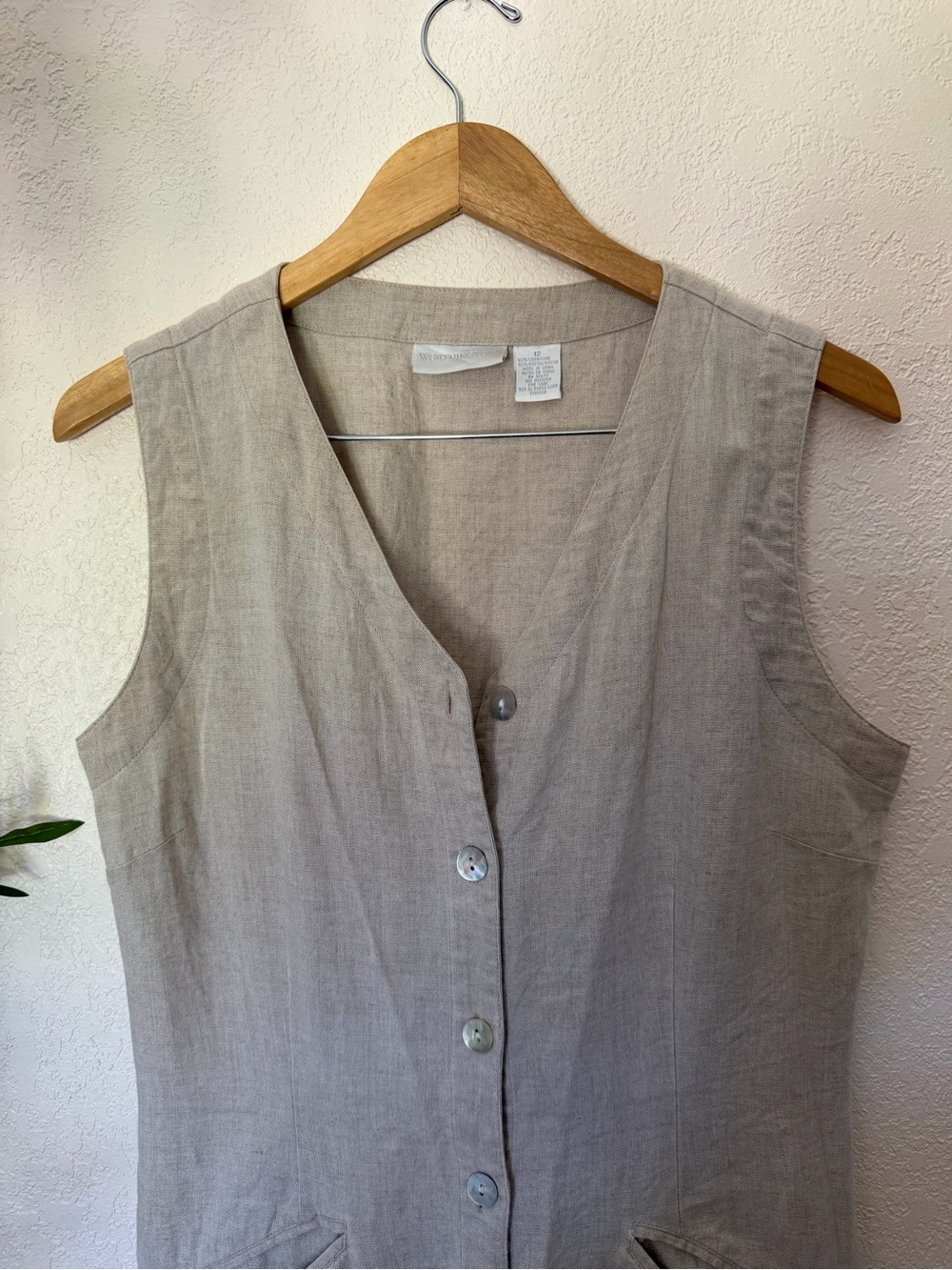 Vintage Worthington linen blend Sleeveless Button-Front Midi Dress in Beige - Picture 2 of 11